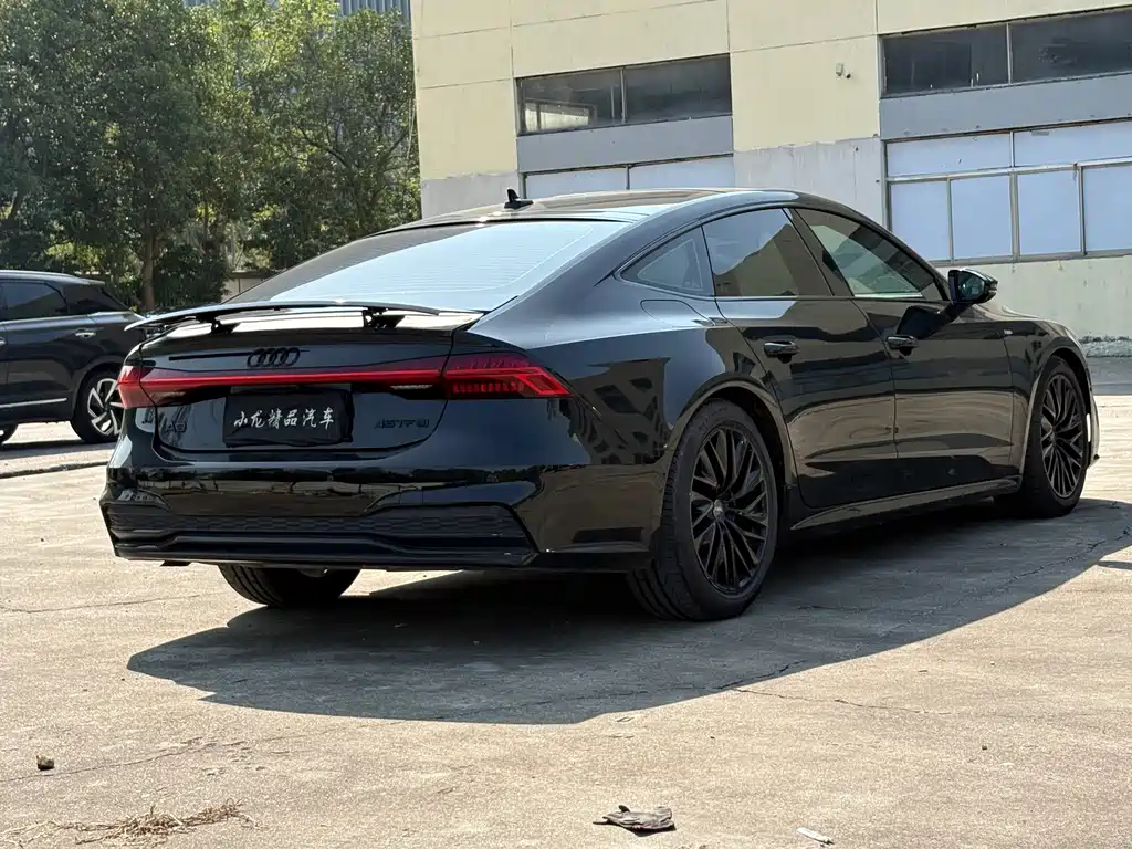 Audi A7 — фото 5