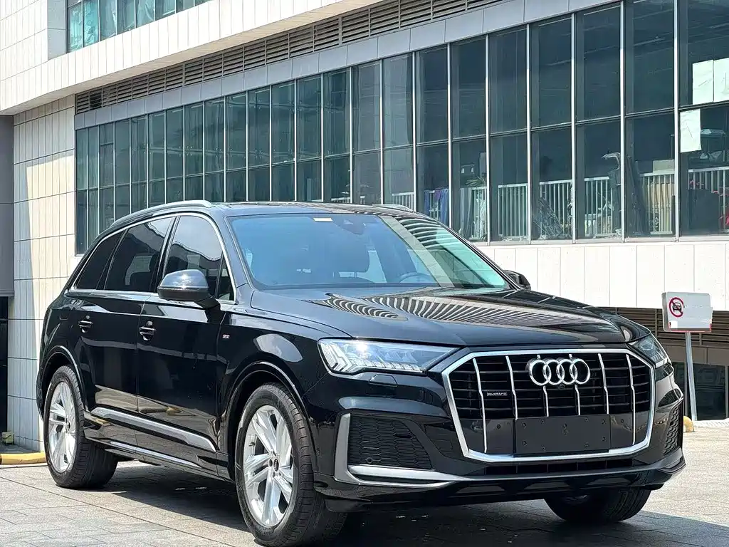 Audi Q7 — фото 3
