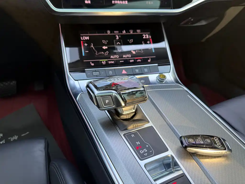 Audi A7 — фото 8