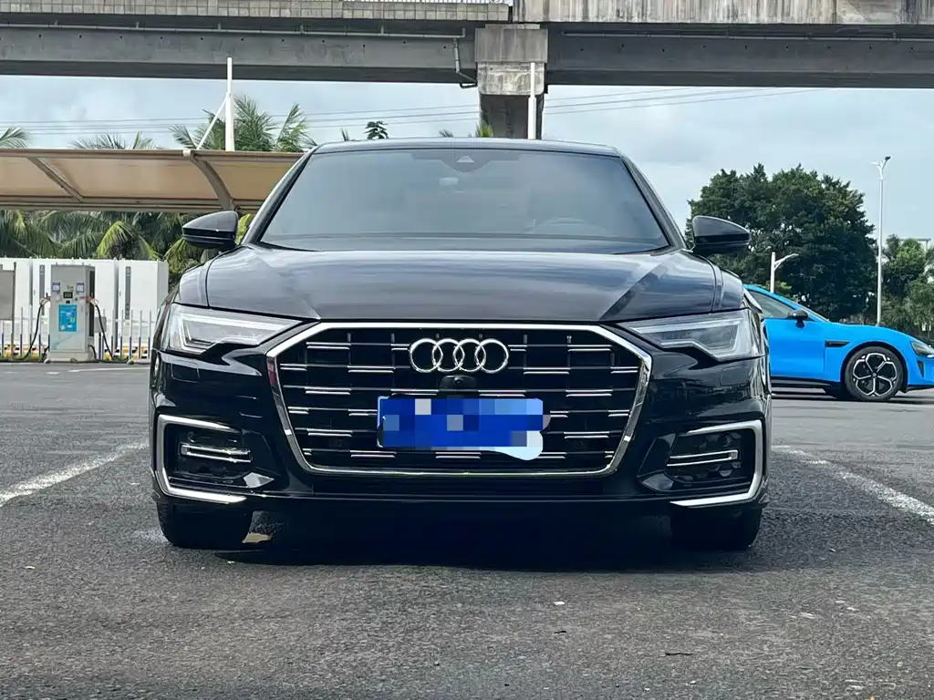 Audi A6L — фото 2