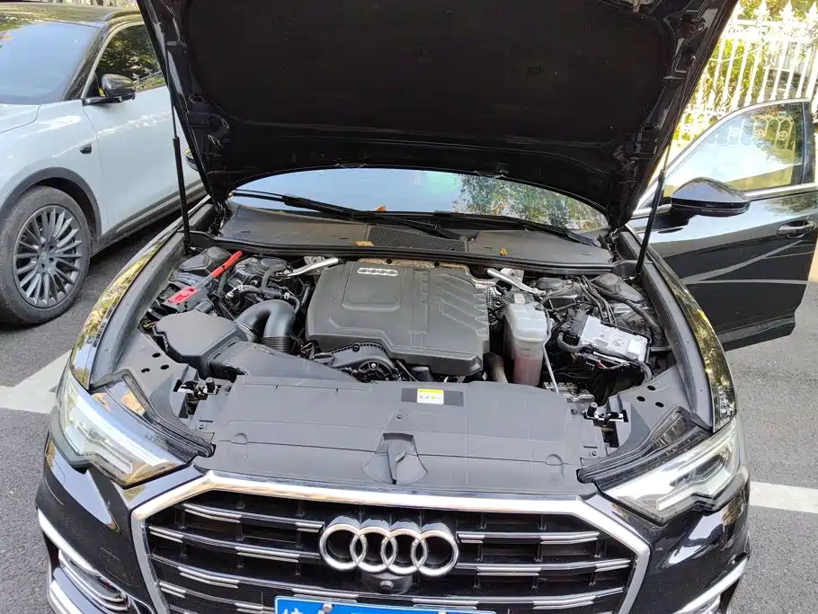Audi A6L — фото 10