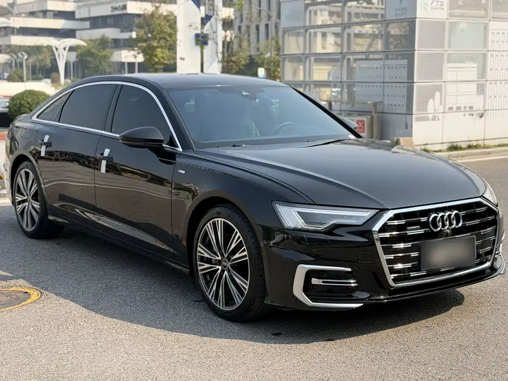 Audi A6L — фото 8