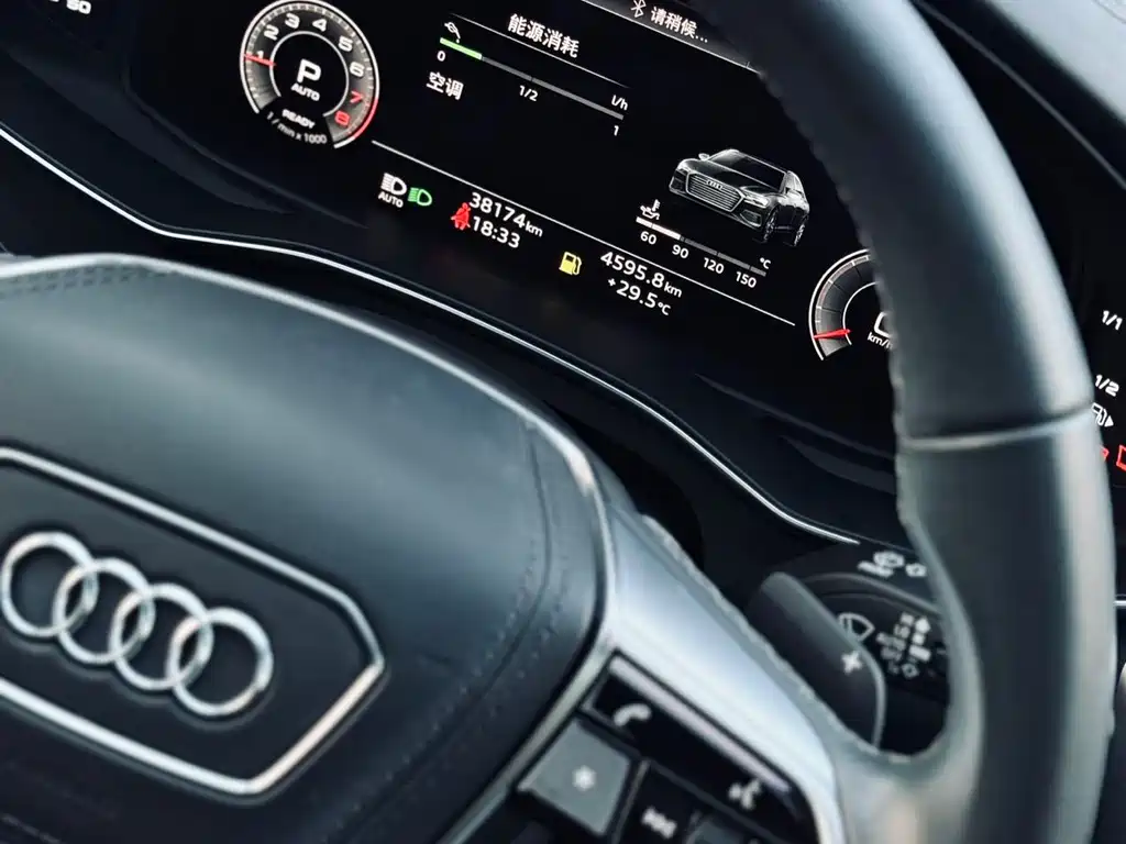 Audi A6L — фото 11
