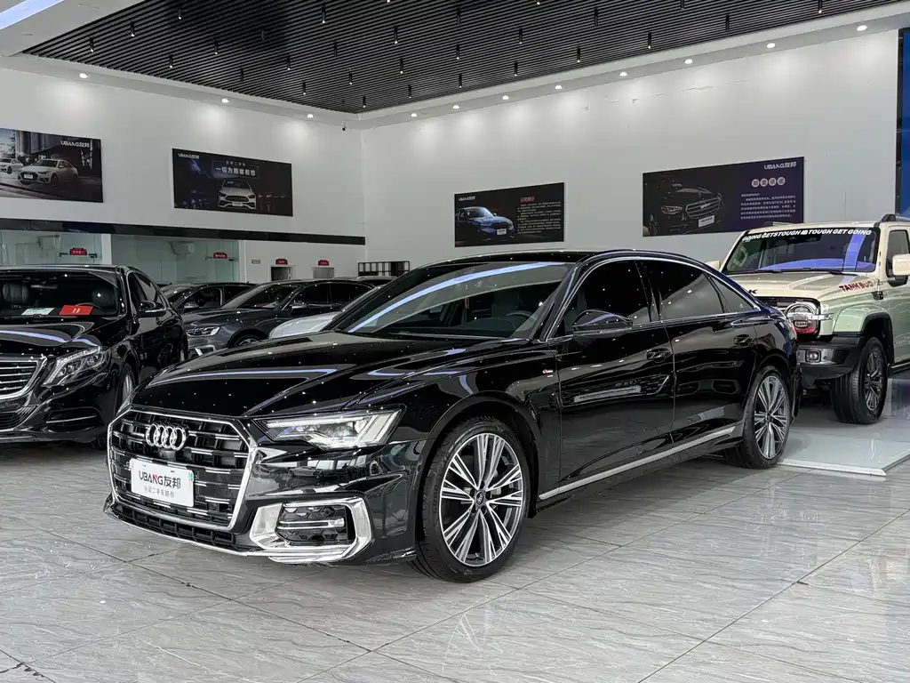 Audi A6L — фото 2
