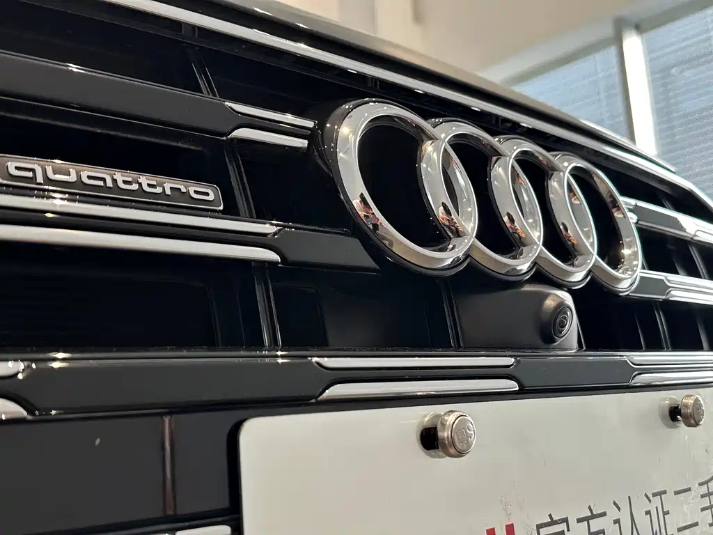 Audi A6L — фото 17