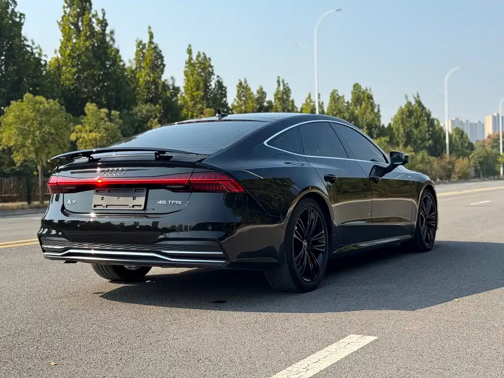Audi A7 — фото 4