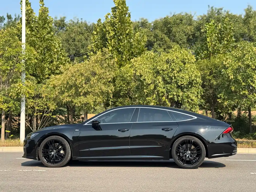 Audi A7 — фото 7