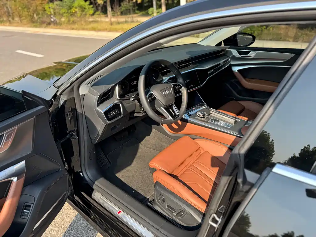 Audi A7 — фото 10