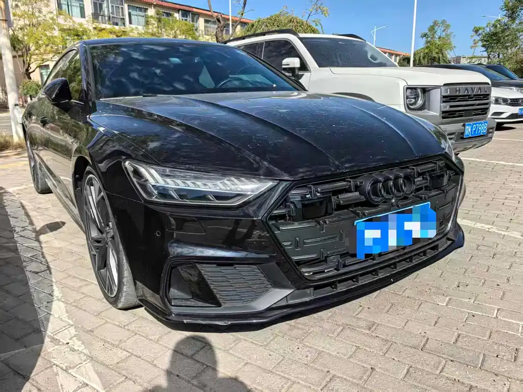 Audi A7L — фото 2
