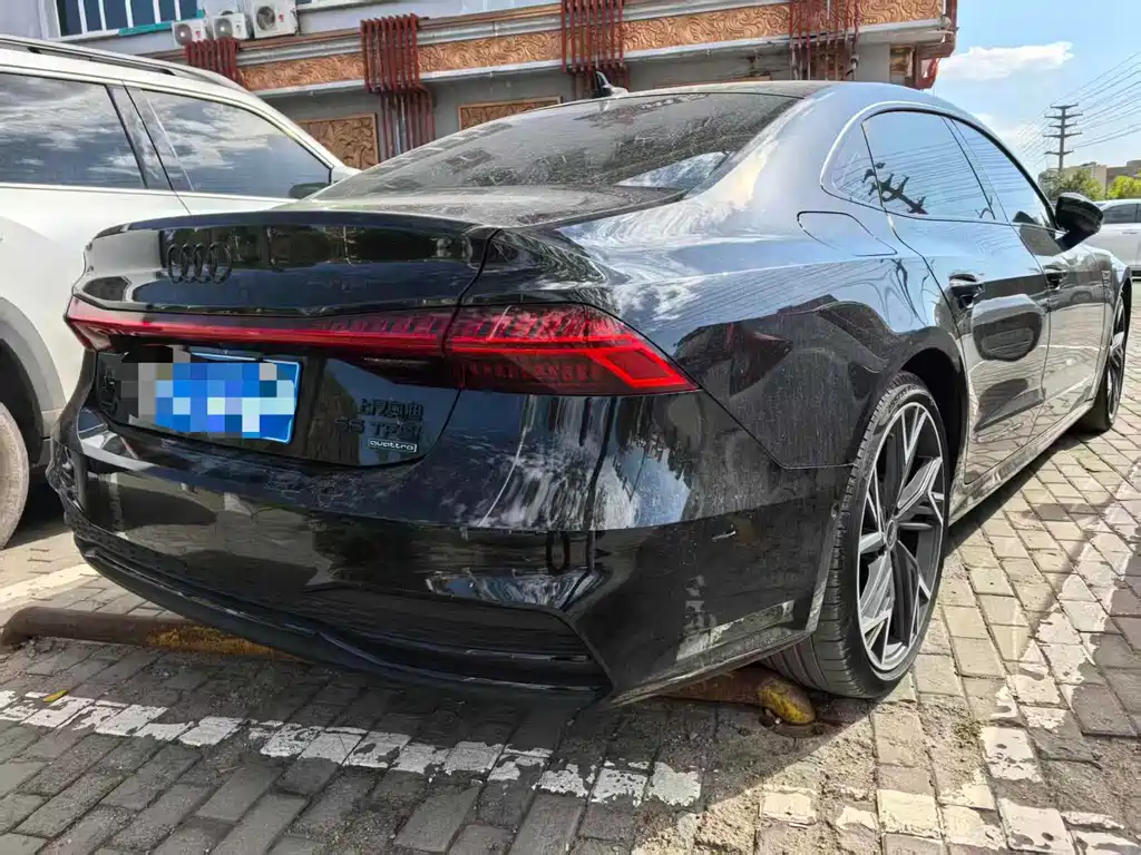 Audi A7L — фото 4