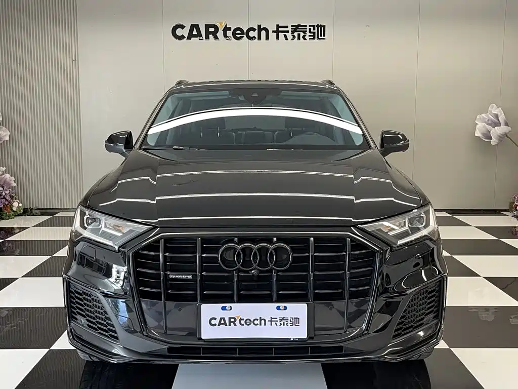 Audi Q7 — фото 3