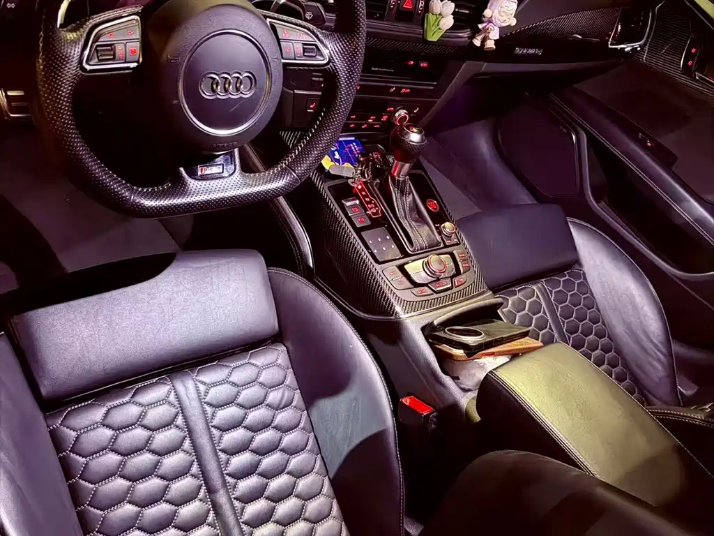 Audi RS 7 — фото 6
