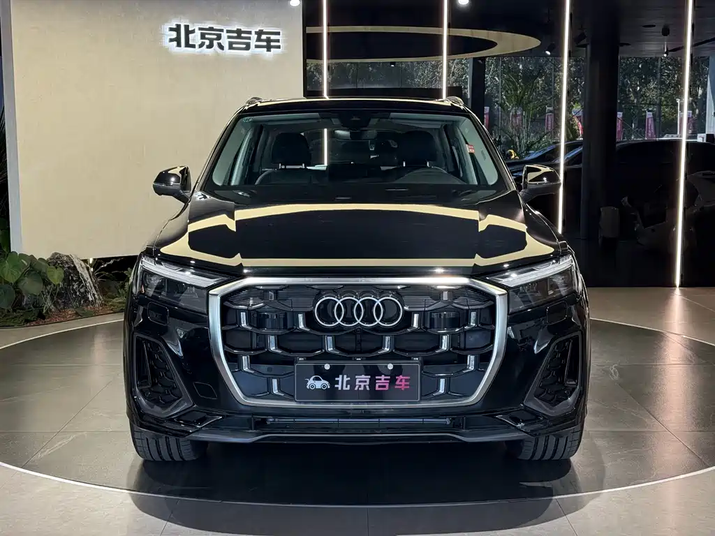 Audi Q7 — фото 2