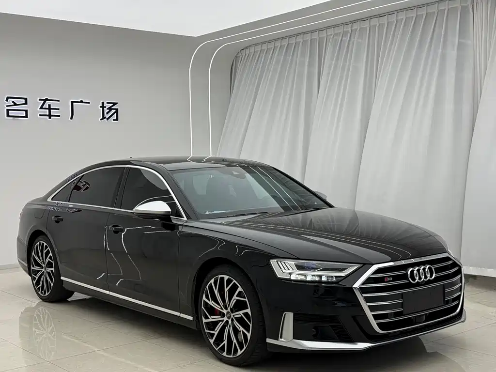 Audi S8 — фото 3