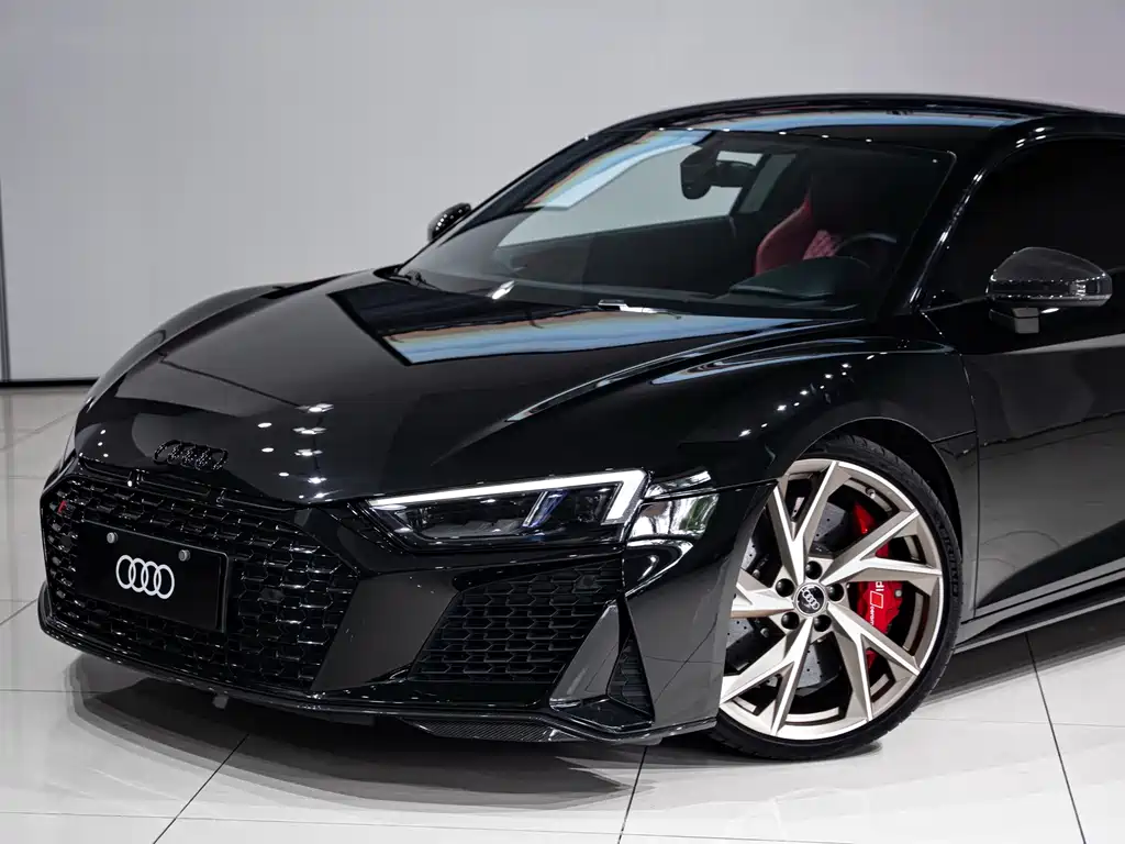 Audi R8 — фото 6