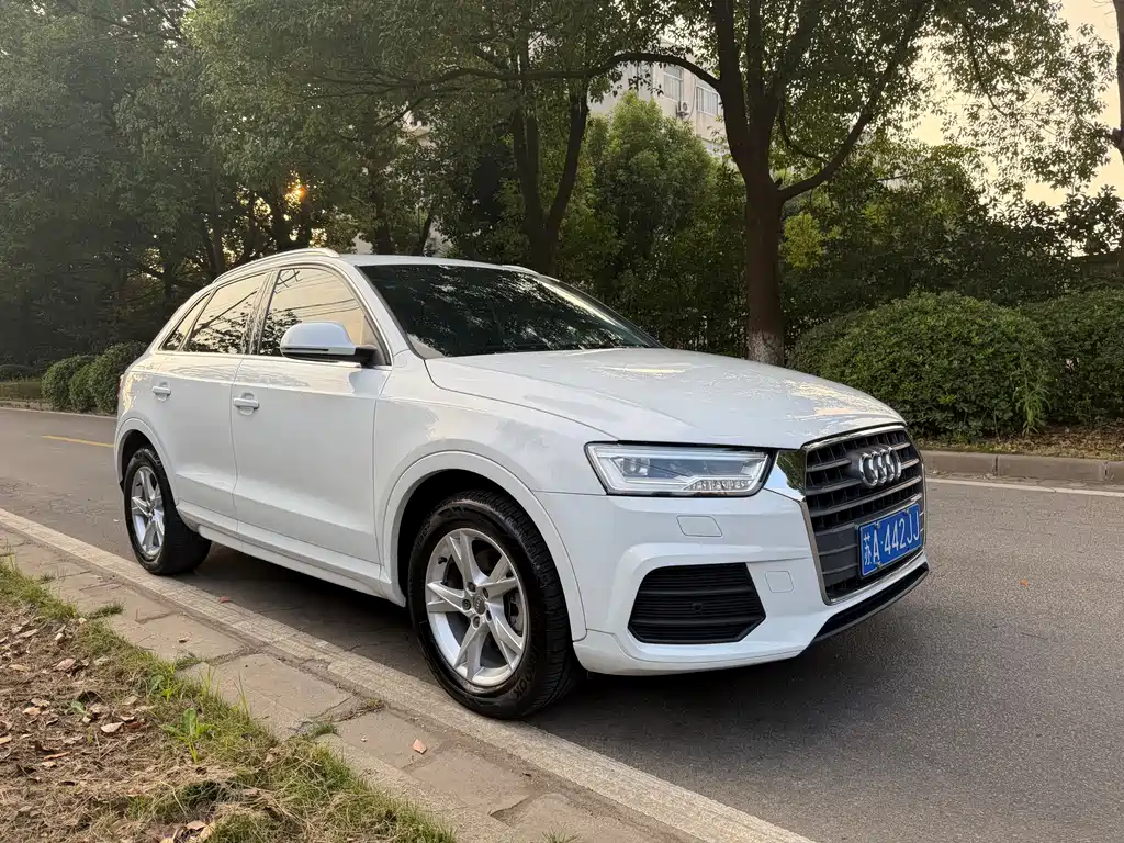 Audi Q3 — фото 3