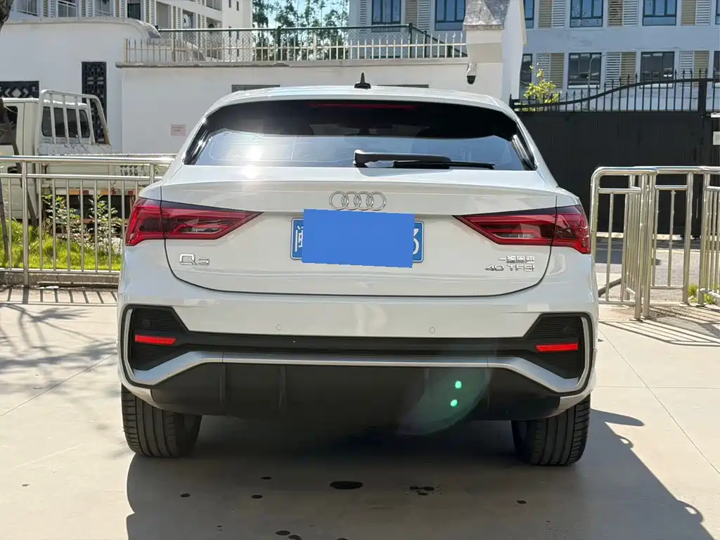 Audi Q3 Sportback — фото 5