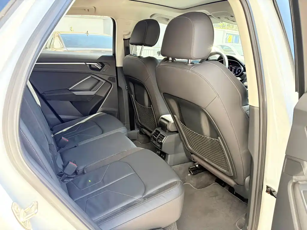 Audi Q3 Sportback — фото 10