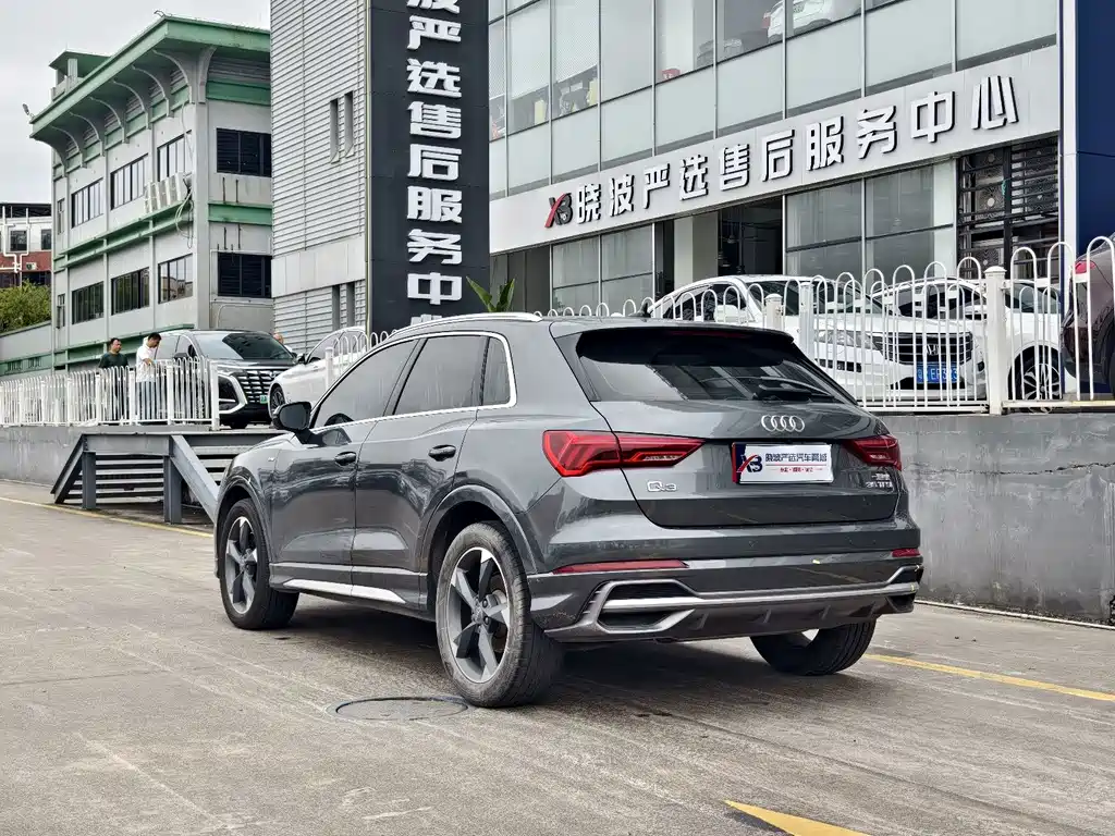 Audi Q3 — фото 3