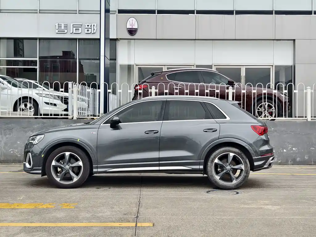 Audi Q3 — фото 4