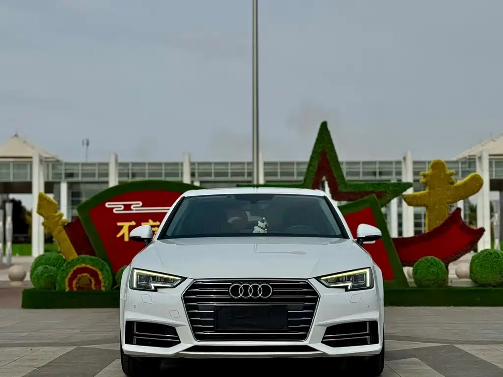 Audi A4L — фото 2