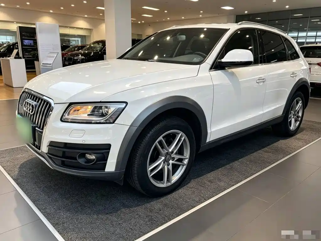 Audi Q5 — фото 2