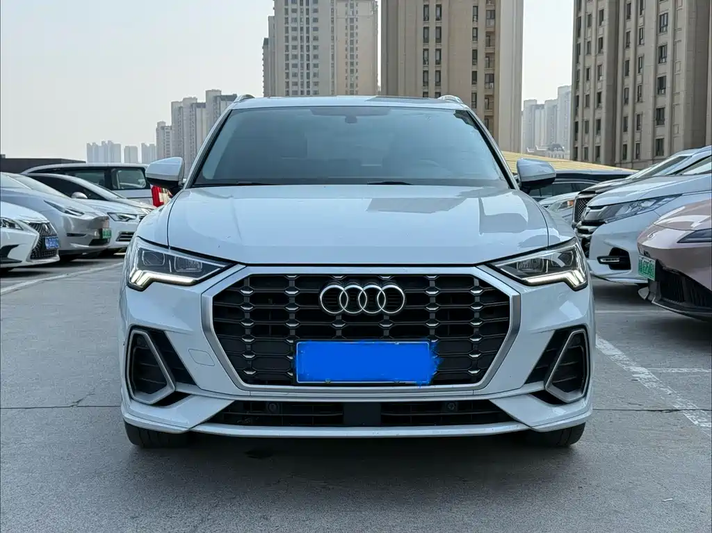 Audi Q3 — фото 2