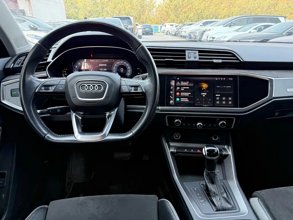 Audi Q3 — фото 5