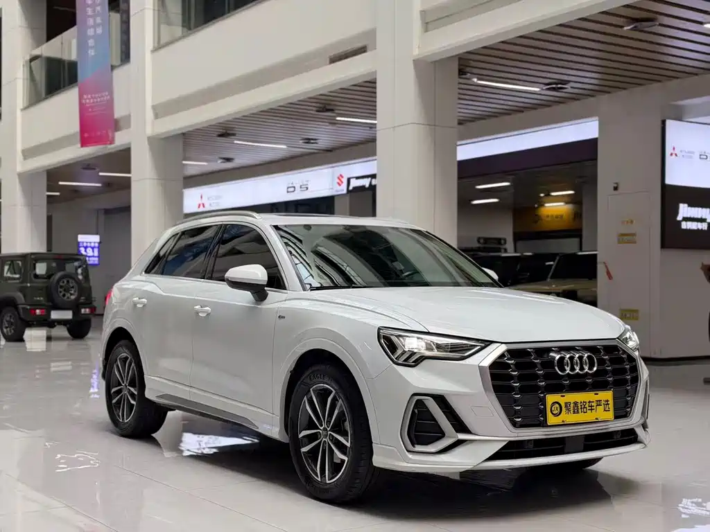 Audi Q3 — фото 3