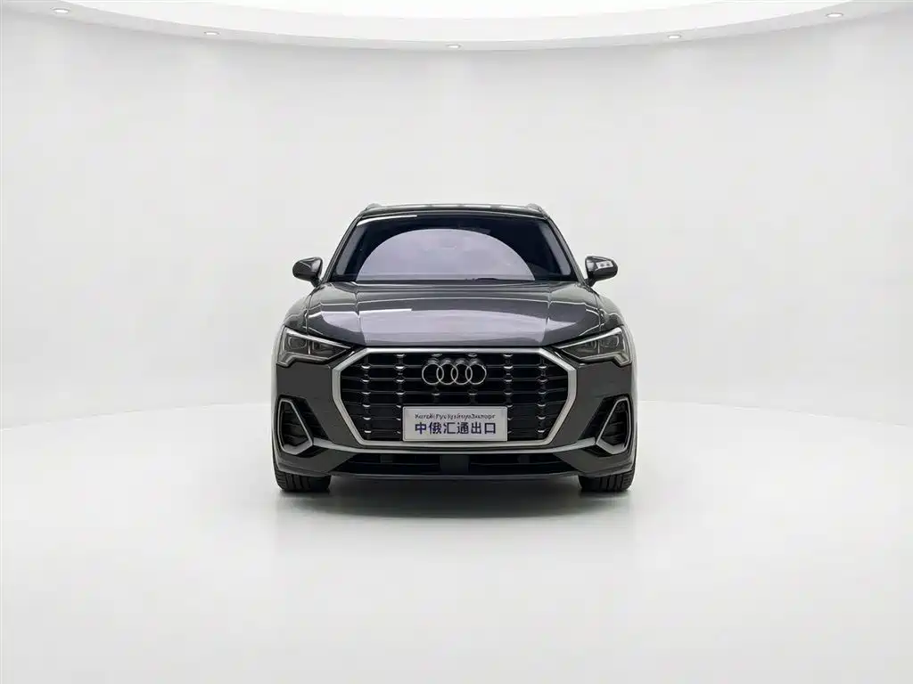Audi Q3 — фото 2