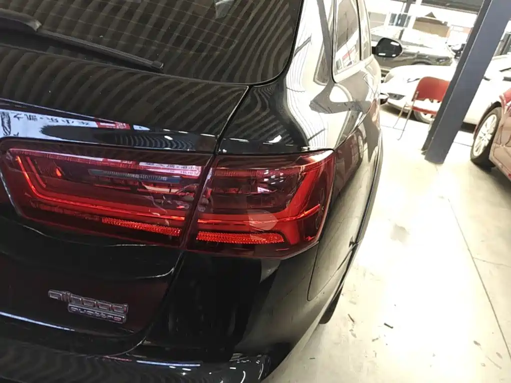 Audi A6 (Import) — фото 8