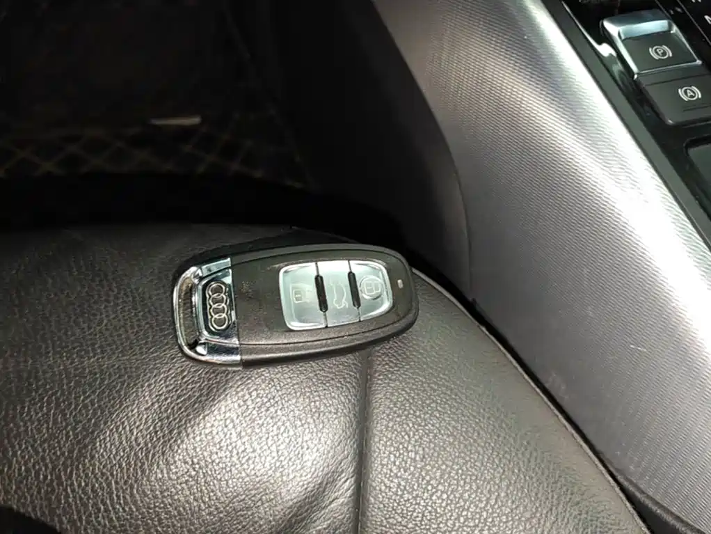 Audi A6 (Import) — фото 9