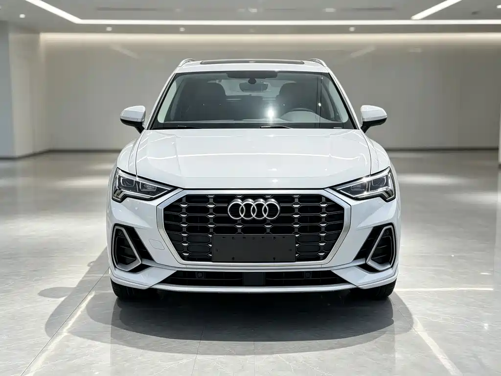 Audi Q3 — фото 2