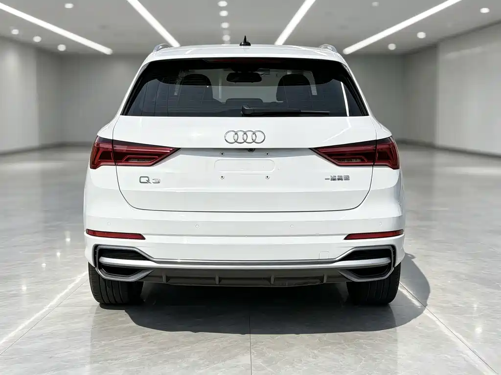 Audi Q3 — фото 5