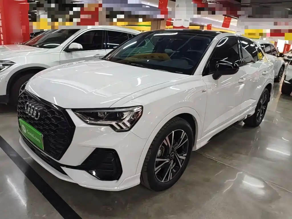 Audi Q3 Sportback — фото 2