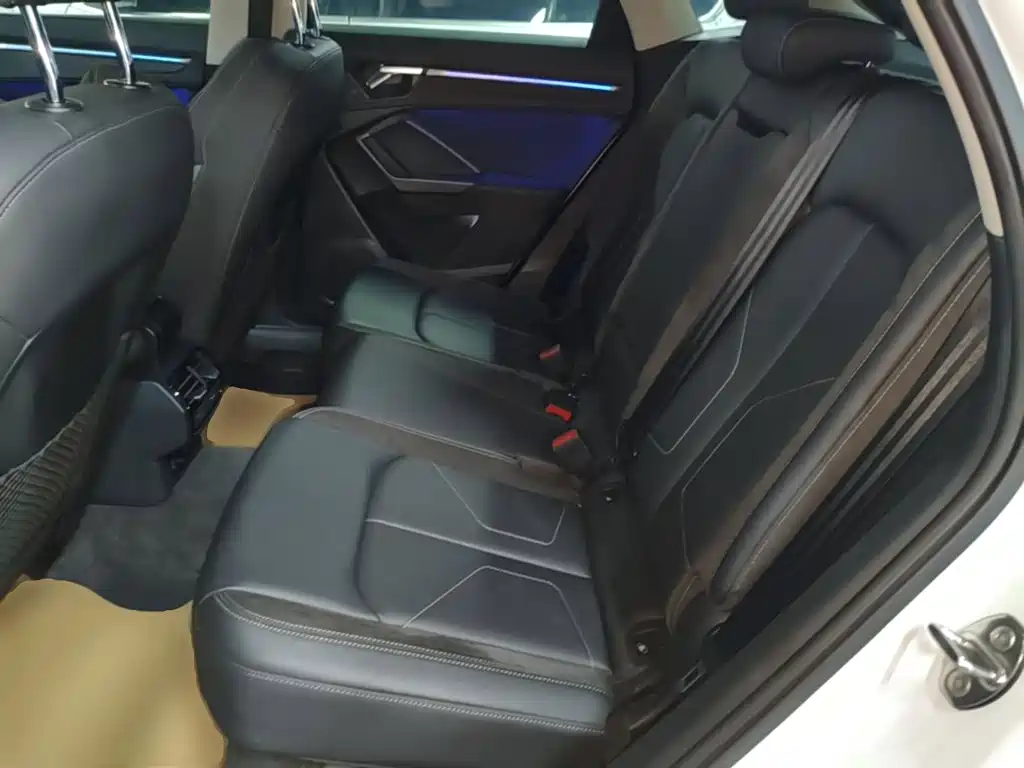 Audi Q3 Sportback — фото 17