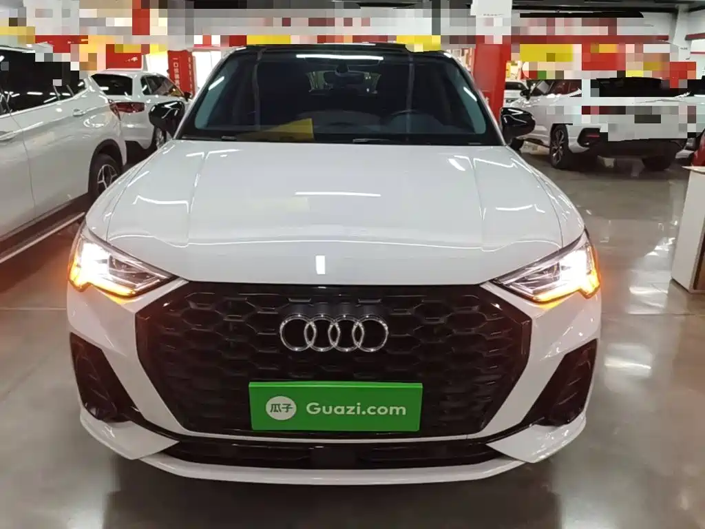 Audi Q3 Sportback — фото 3