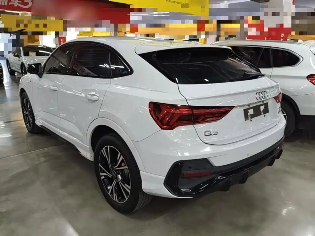 Audi Q3 Sportback — фото 5