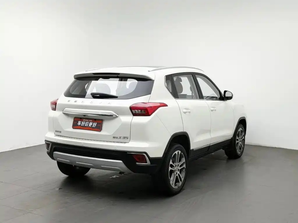 BAIC Senova X35 — фото 2