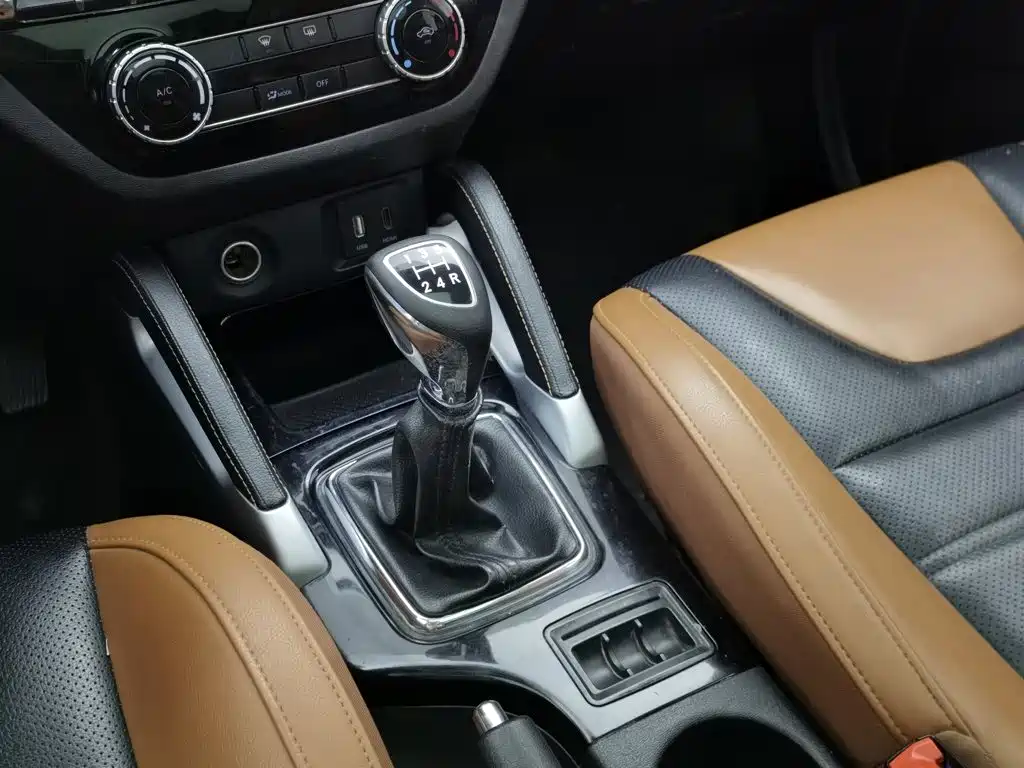BAIC Senova X35 — фото 13