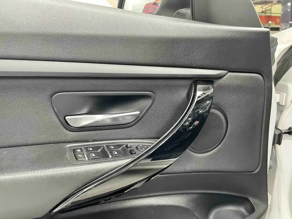 BMW 3 Series GT — фото 13