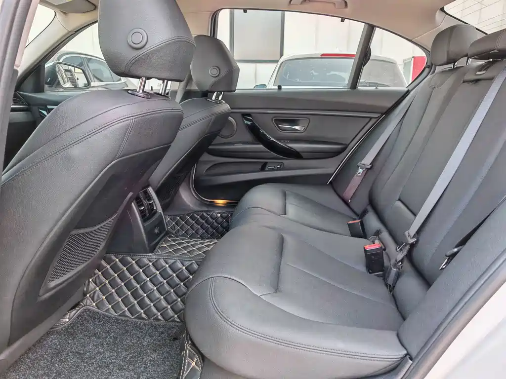 BMW 3 Series — фото 17