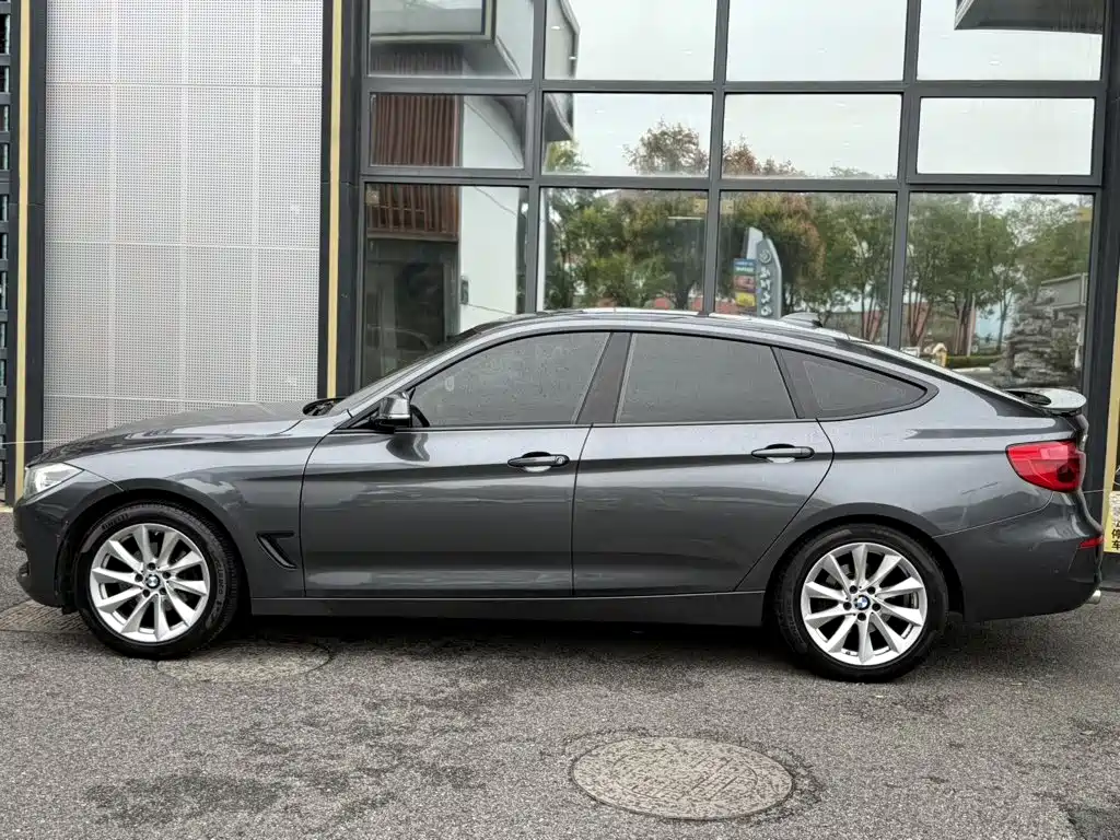 BMW 3 Series GT — фото 3