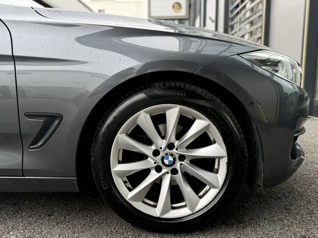 BMW 3 Series GT — фото 7