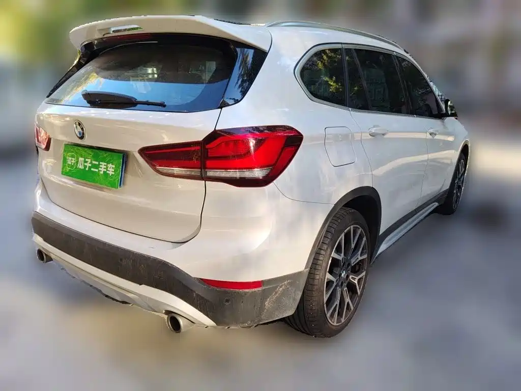 BMW X1 — фото 8