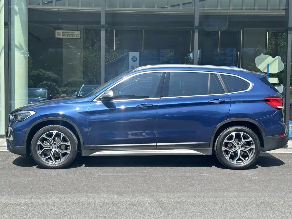BMW X1 — фото 6