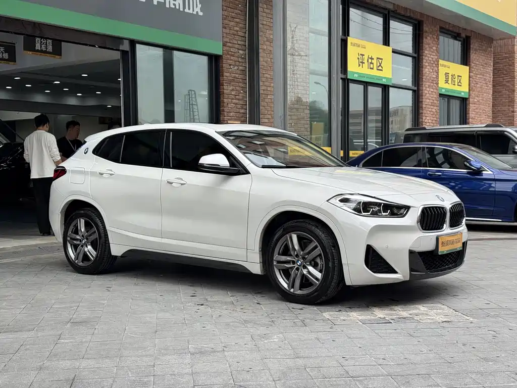 BMW X2 — фото 3