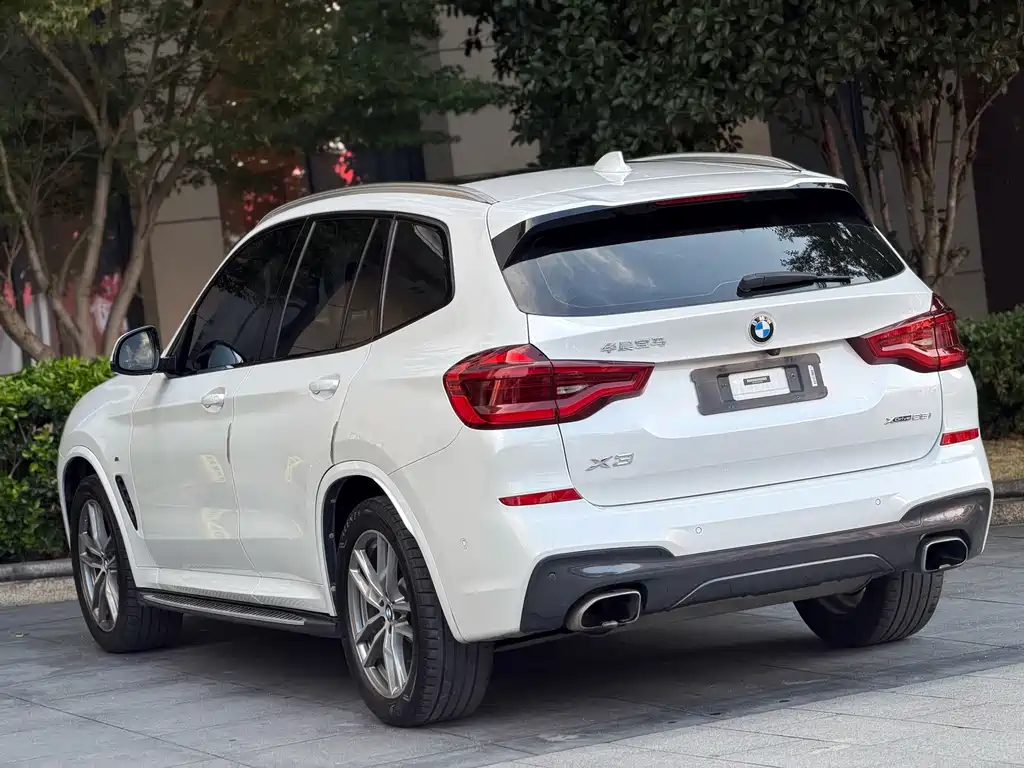 BMW X3 — фото 8