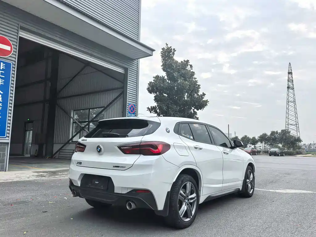 BMW X2 — фото 8