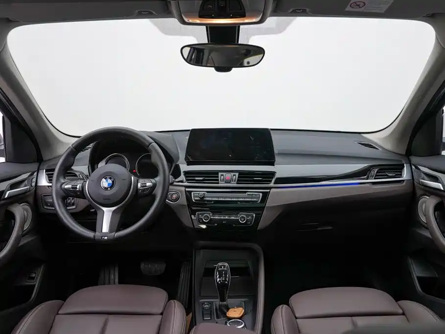 BMW X1 — фото 9